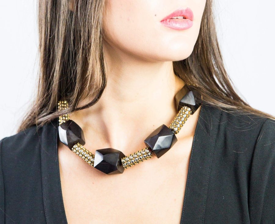 black s black sw necklace model 2