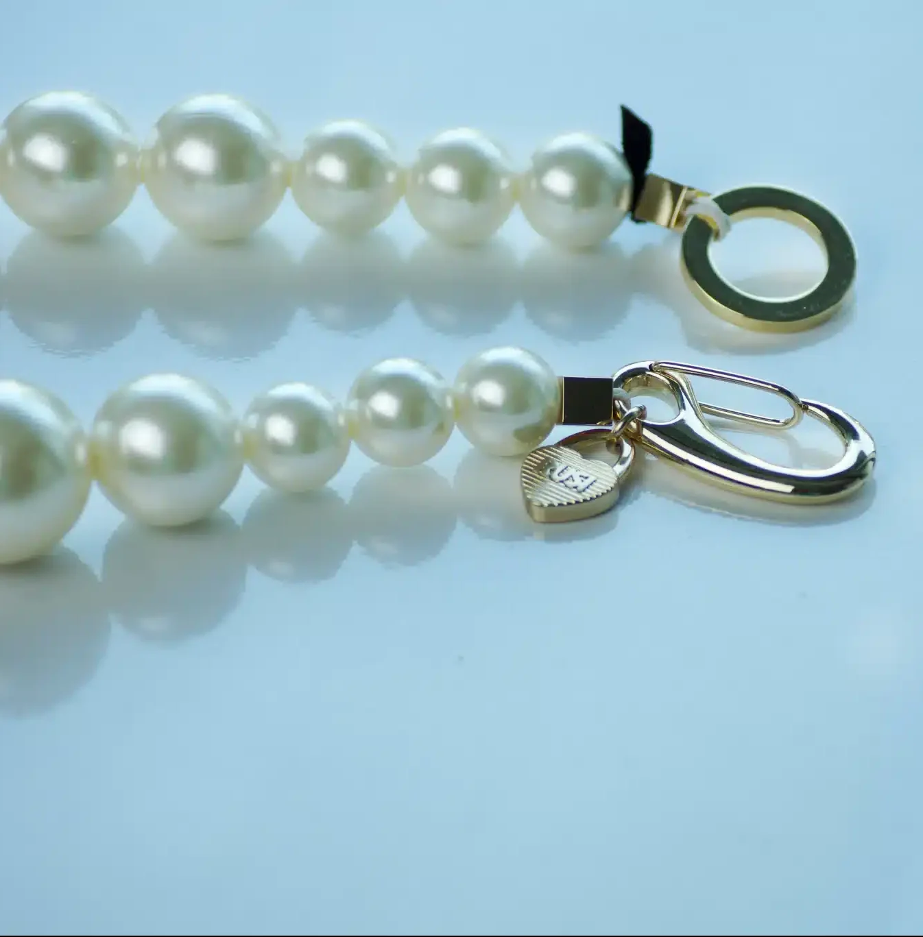 White Big Pearl Necklace with crystals and beads 6 Big Pearl N 2 scaled e1684300112172 White Big Pearl Necklace