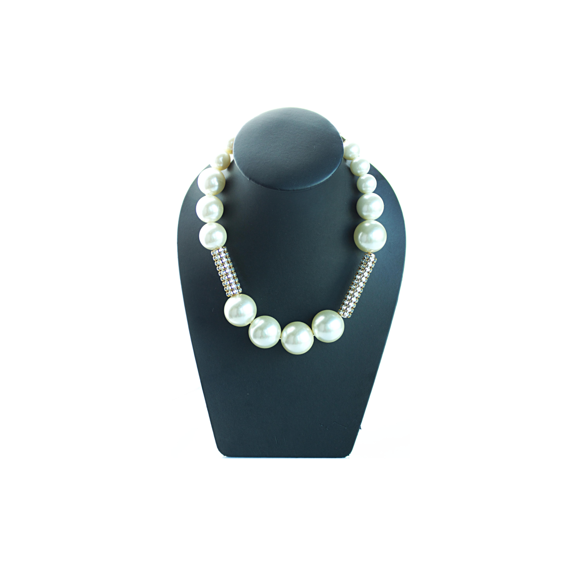 White Big Pearl Necklace White Big Pearl Necklace